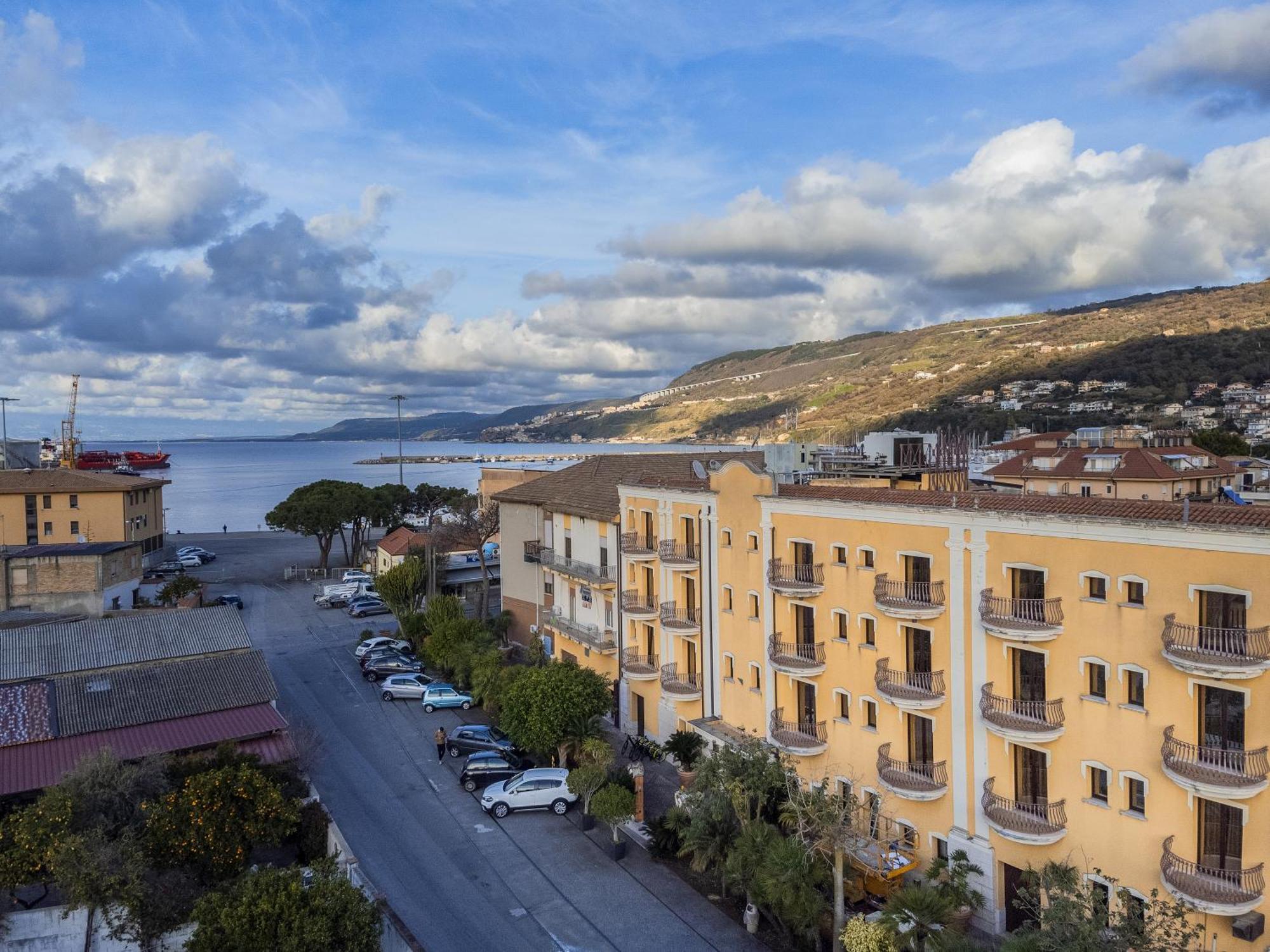 Hotel Cala Del Porto Vibo Valentia Marina Exteriér fotografie